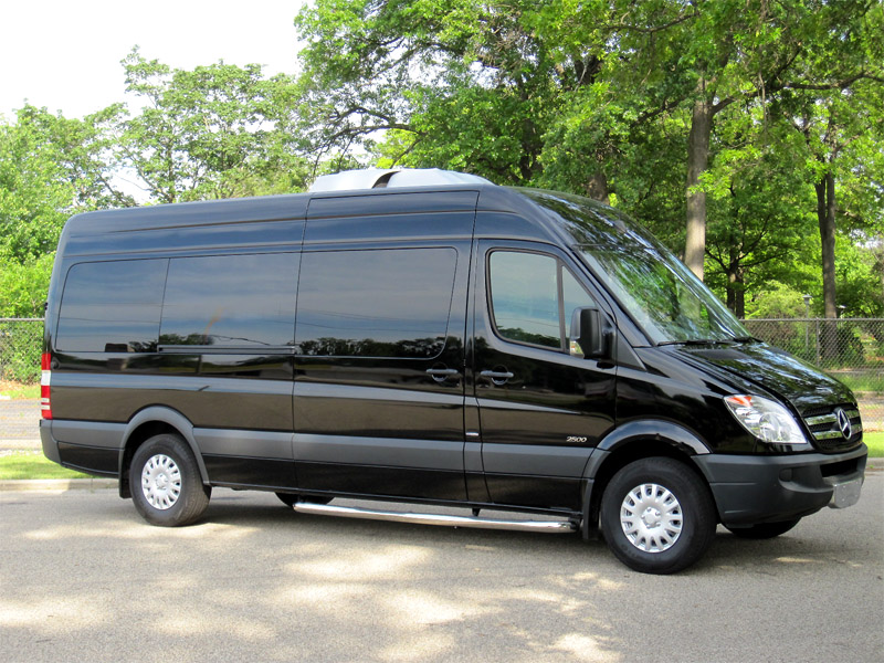 15 Passenger mercedes sprinter minibus